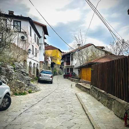 The Guest House-amazing View, Location, Entire House * Veliko Tarnovo