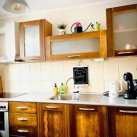 The Guest House-amazing View, Location, Entire House Veliko Tárnovo