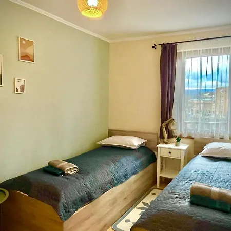 The Guest House-amazing View, Location, Entire House * Veliko Tărnovo
