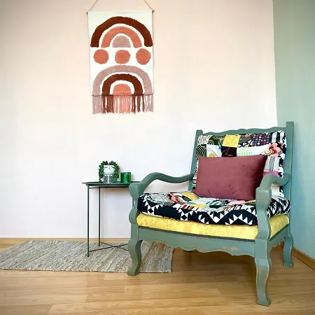 Apartamento The Guest House-amazing View, Location, Entire House