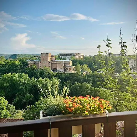The Of Veliko Tarnovo-amazing View, Location Apartment Weliko Tarnowo