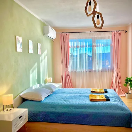Appartamento The Guest House-amazing View, Location, Entire House Veliko Tărnovo